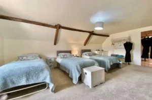 Willow Tree Farm- Bedroom, 3 single beds